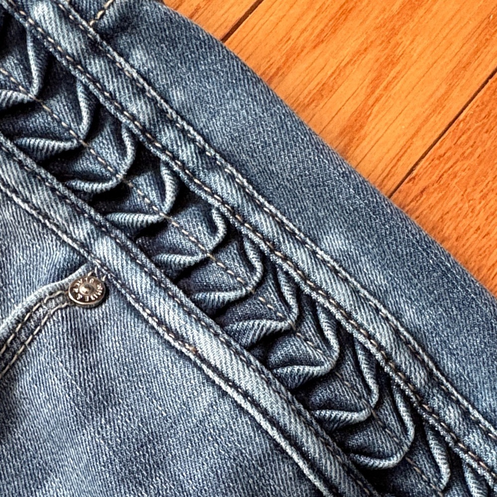 White House Black Market Blue Skinny Jeans with Side Pattern - Picture 5 of 9